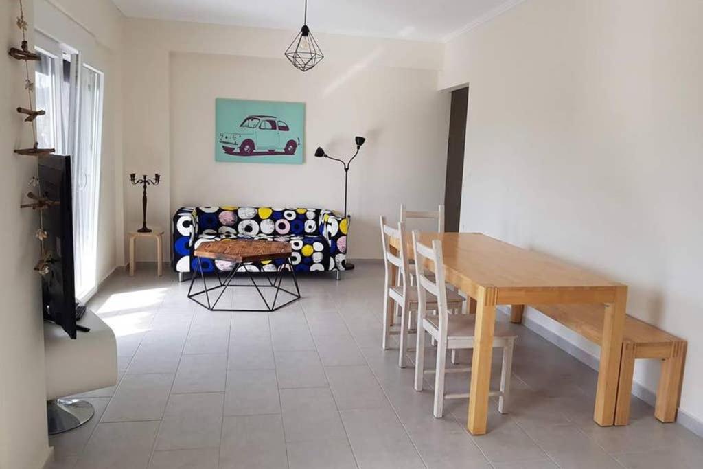 Orange Apartment ニキティ エクステリア 写真