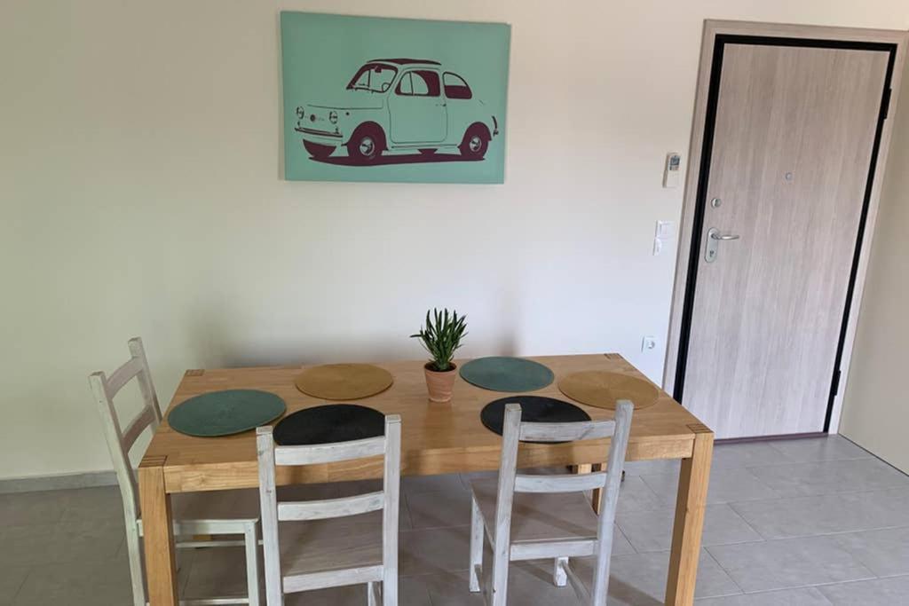 Orange Apartment ニキティ エクステリア 写真