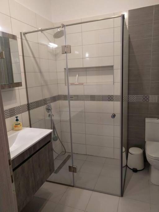 Orange Apartment ニキティ エクステリア 写真