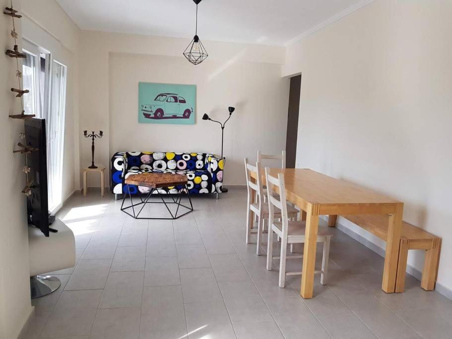 Orange Apartment ニキティ エクステリア 写真